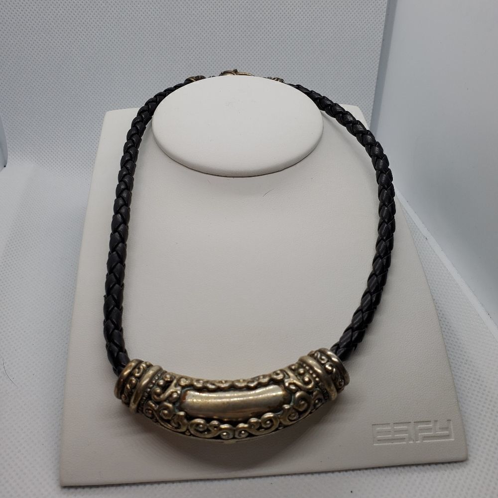 Vintage Black & Silver Tone Necklace